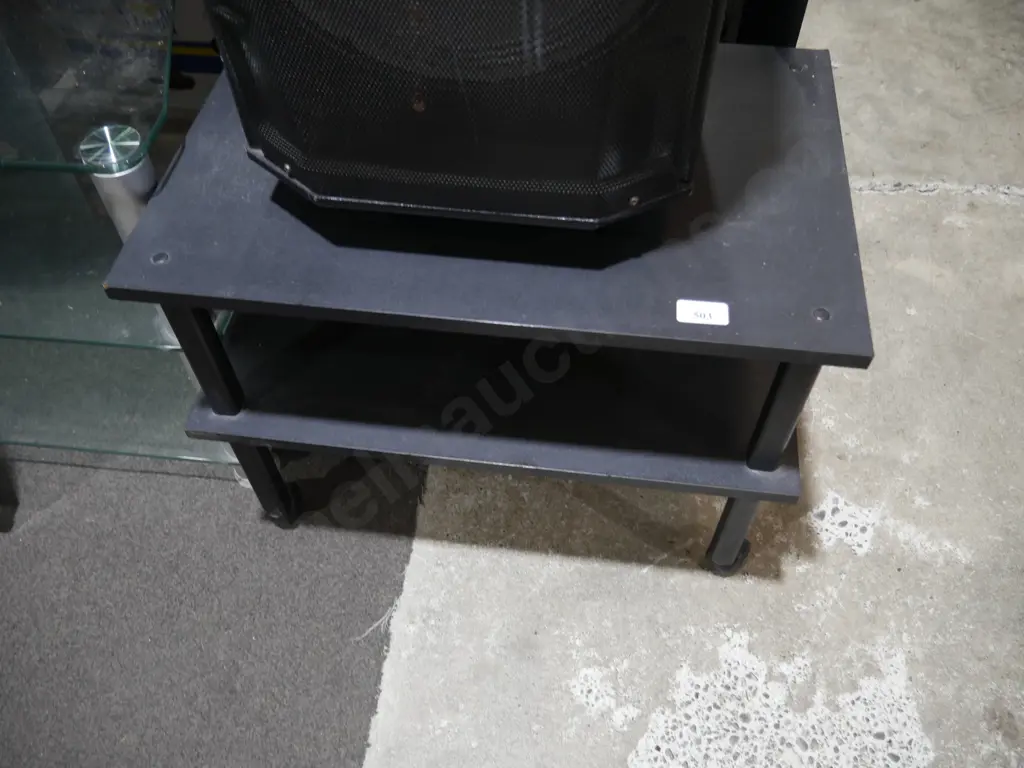 Stereo stand Image 1++