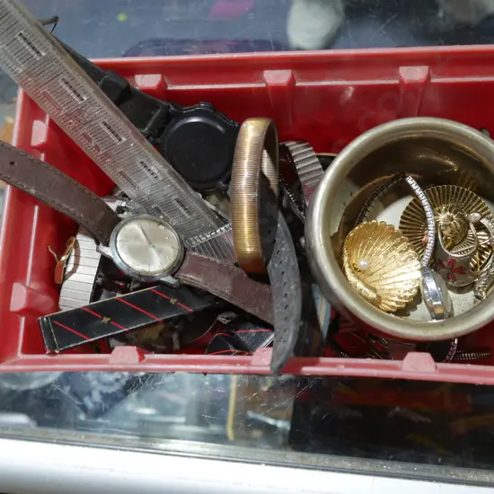 Assorted watches etc