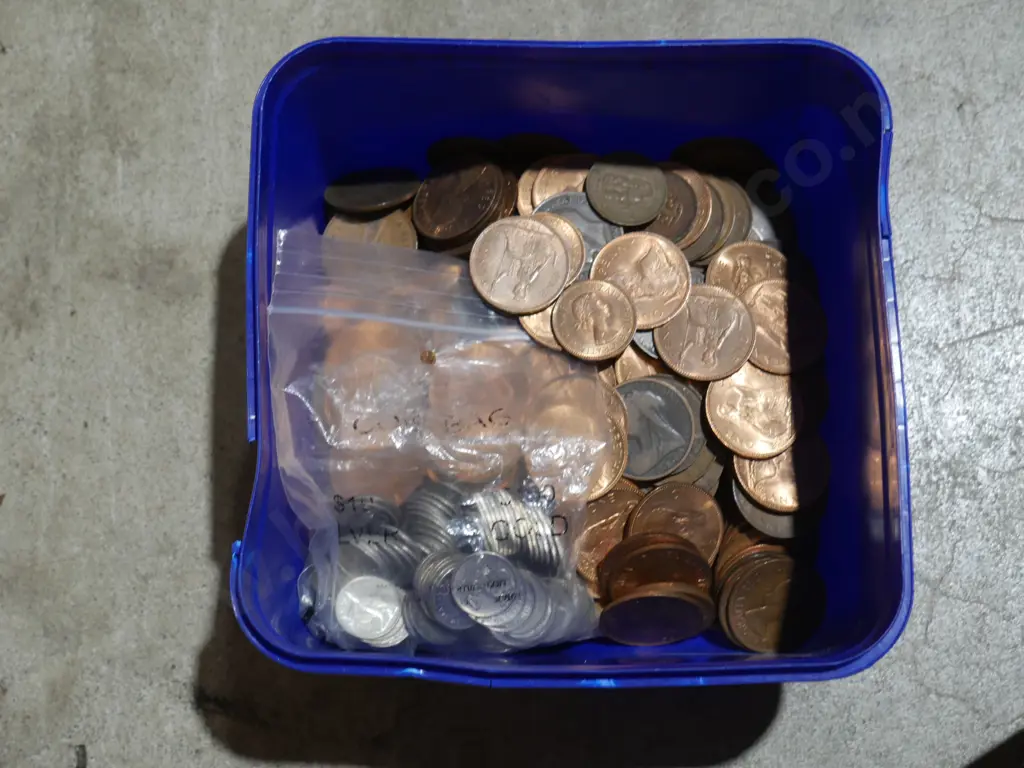 Assorted coins Image 1++
