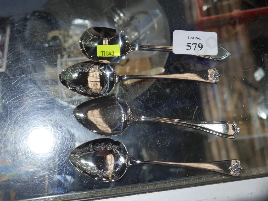 4 silver spoons Image 1++