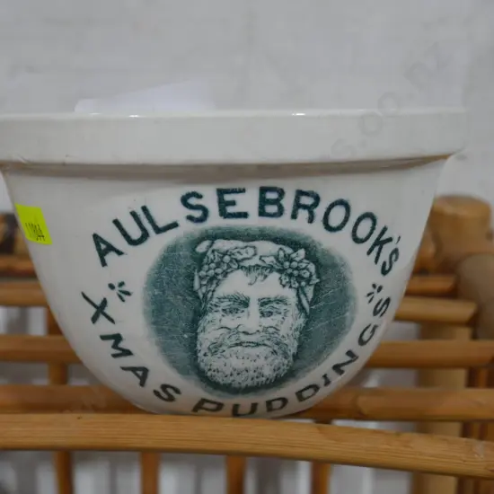 Aulsebrooks Christmas pudding bowl