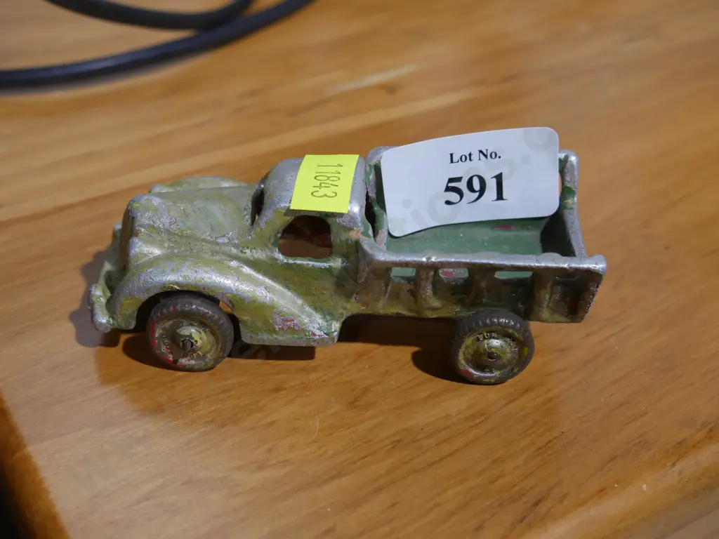 Small fun ho truck Image 1++
