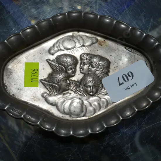 Sterling silver cupid dish, 54g