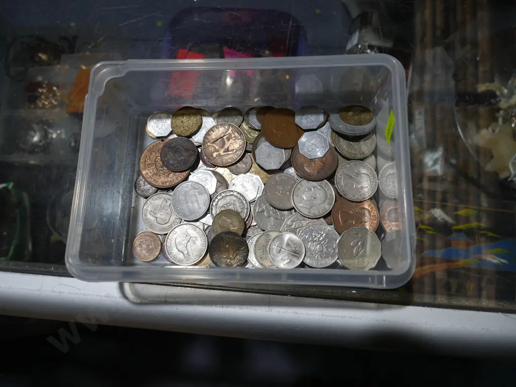 Assorted coins Image 1++
