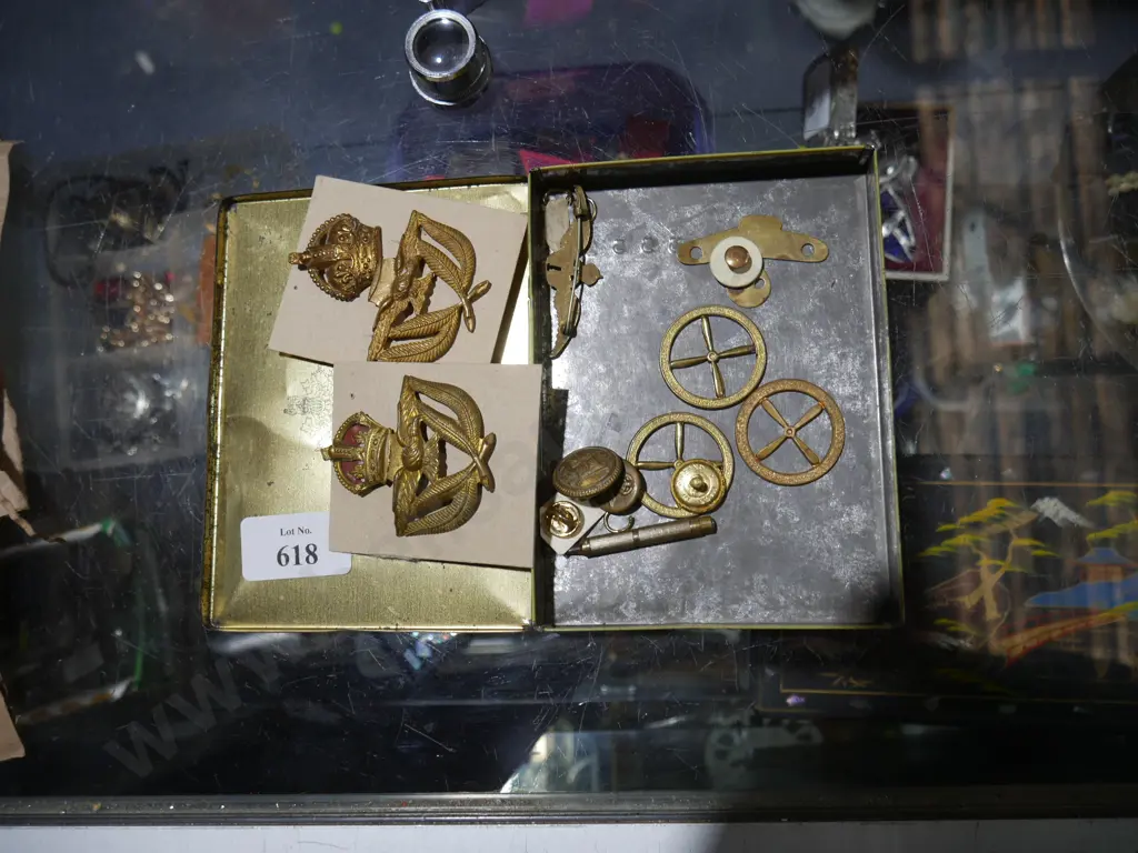 Military badges etc Image 1++