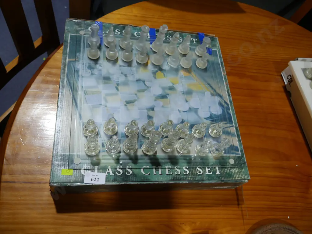 Glass chess set Image 1++