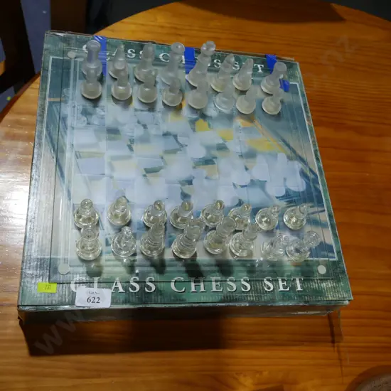 Glass chess set
