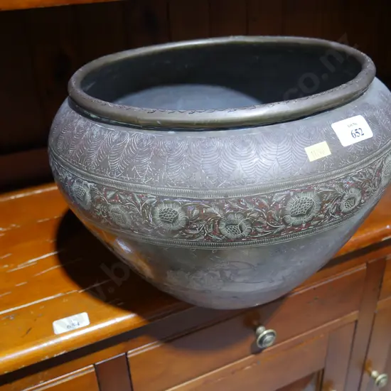 Brass planter