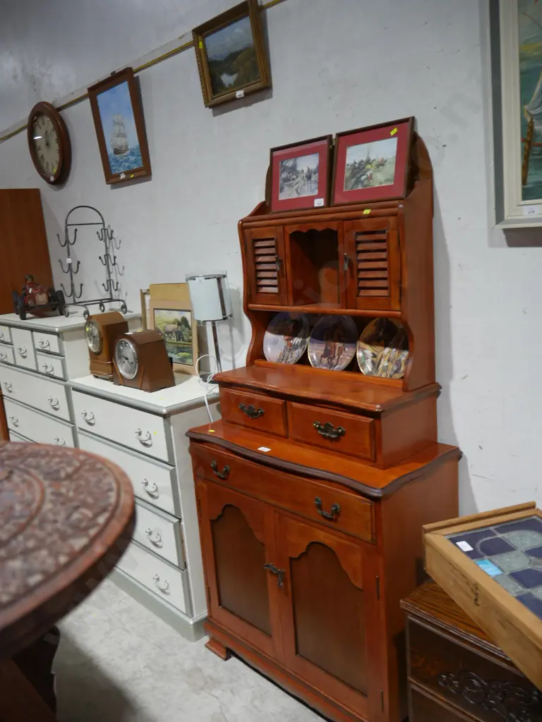 Hutch dresser Image 1++