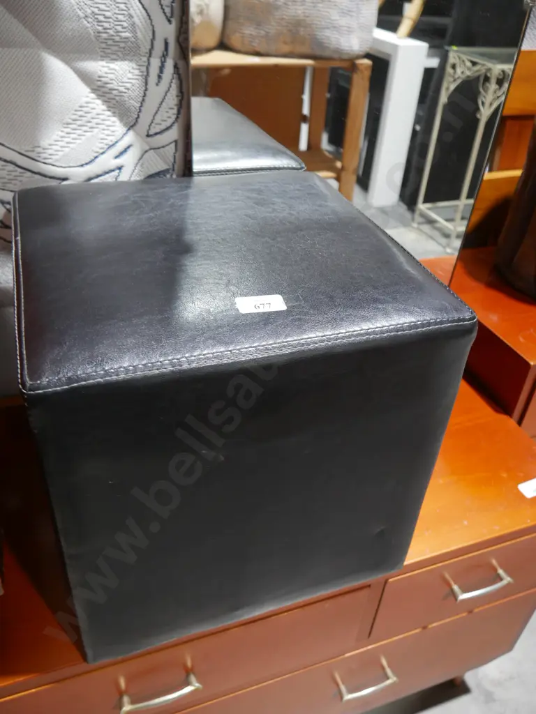 Footstool Image 1++