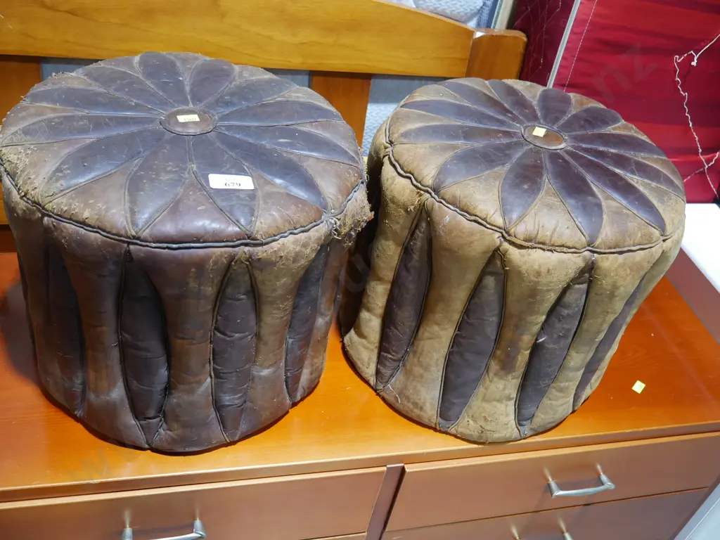 Leather footstools Image 1++
