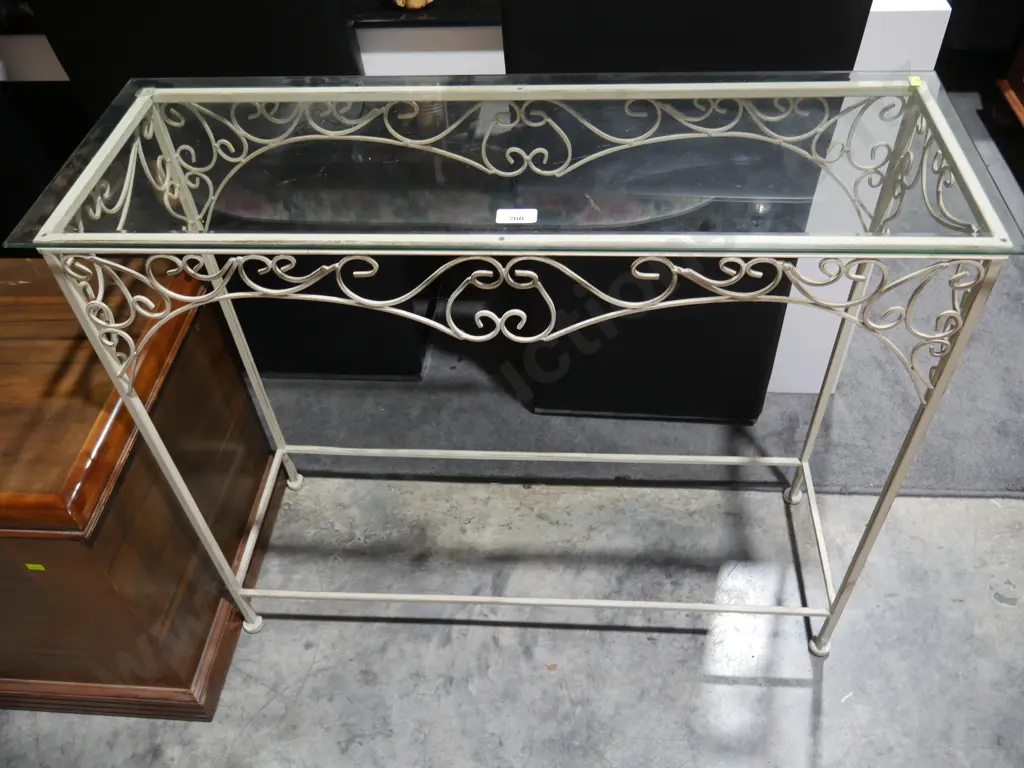 Glass top hallway table Image 1++