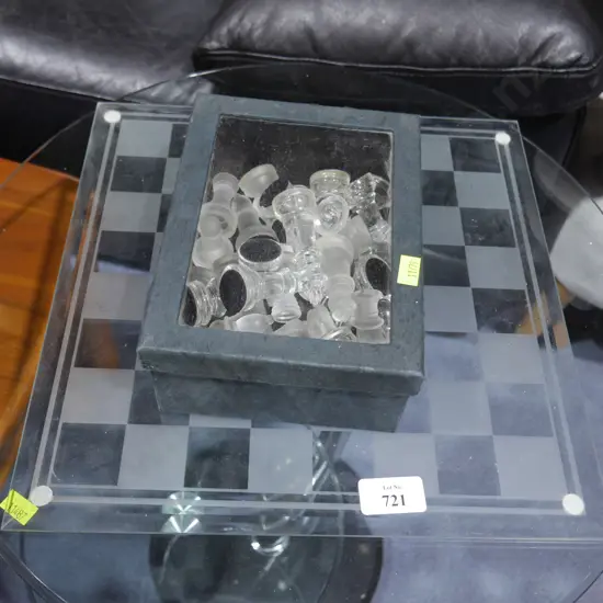 Glass chess  set