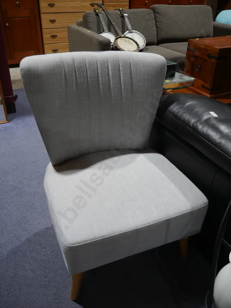 Bedroom chair Image 1++