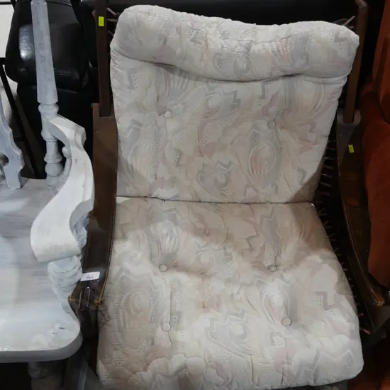 Lounge chair