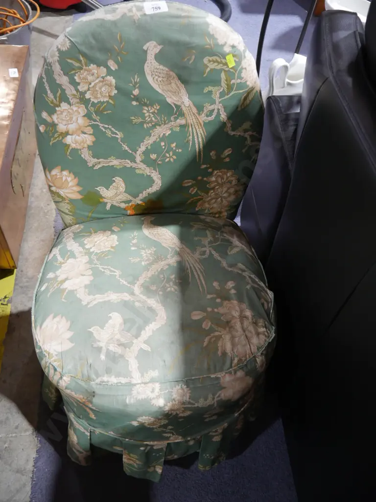 Bedroom chair Image 1++