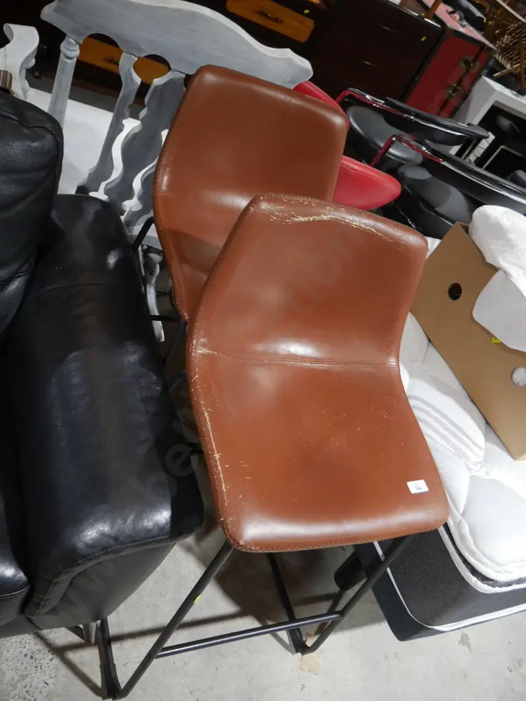 Two bar stools Image 1++