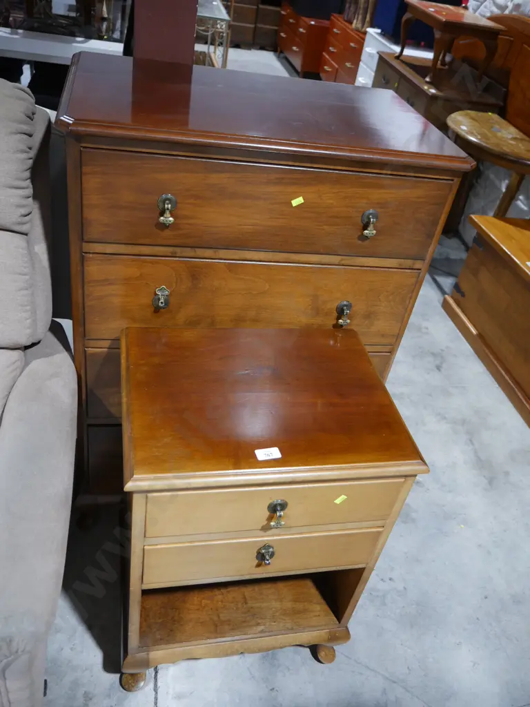 Chest of drawers and bedside Image 1++
