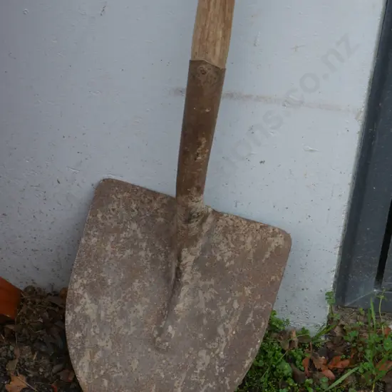 Shovel