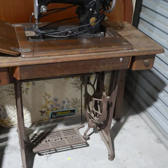 Singer sewing machine