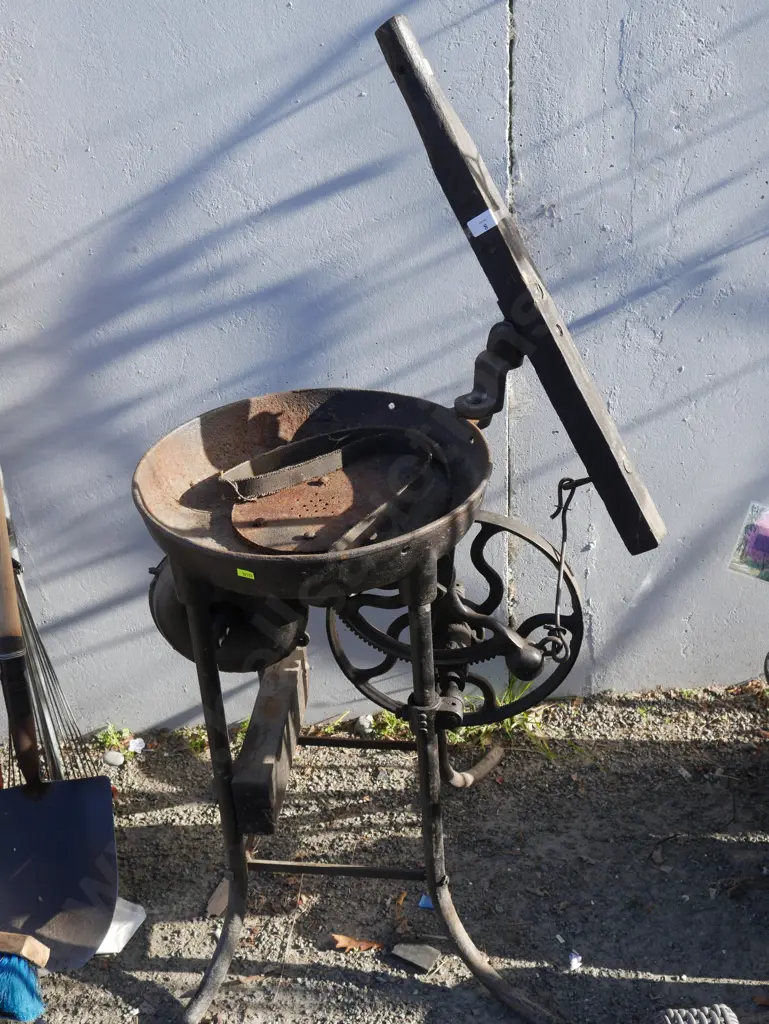 Forge Image 1++