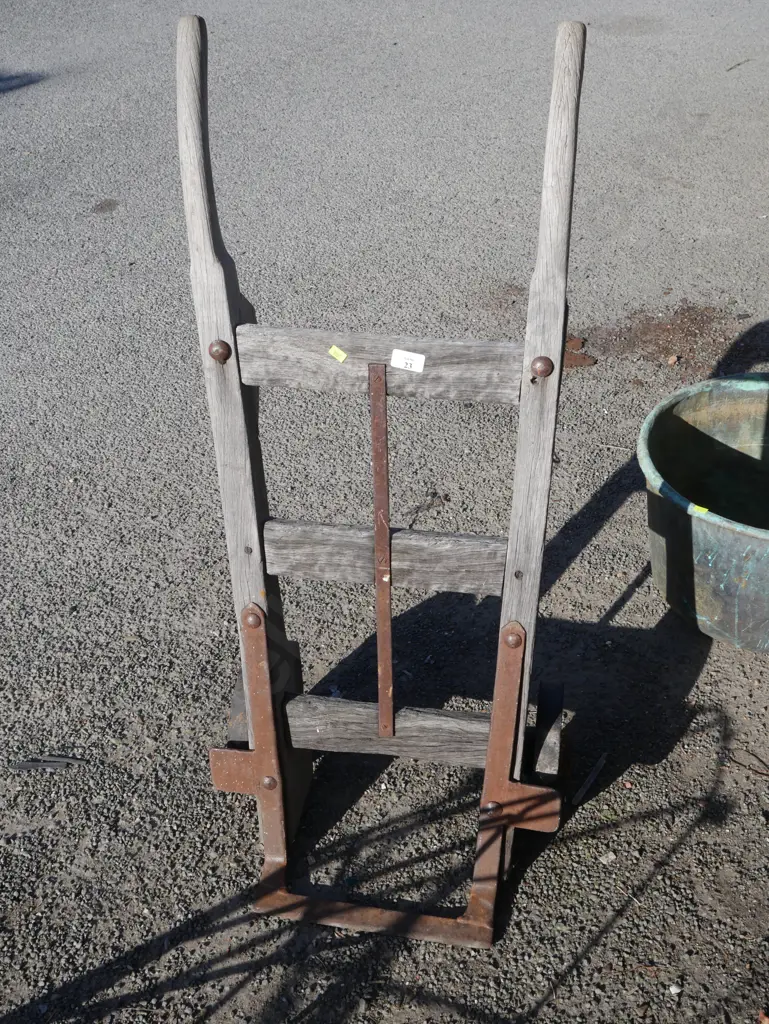 Sack barrow Image 1++