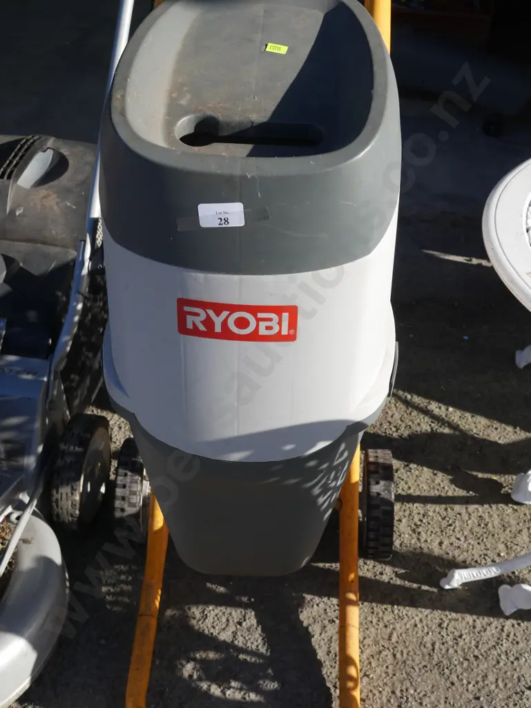 Ryobi mulcher Image 1++