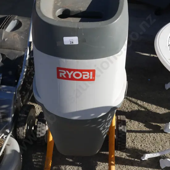 Ryobi mulcher