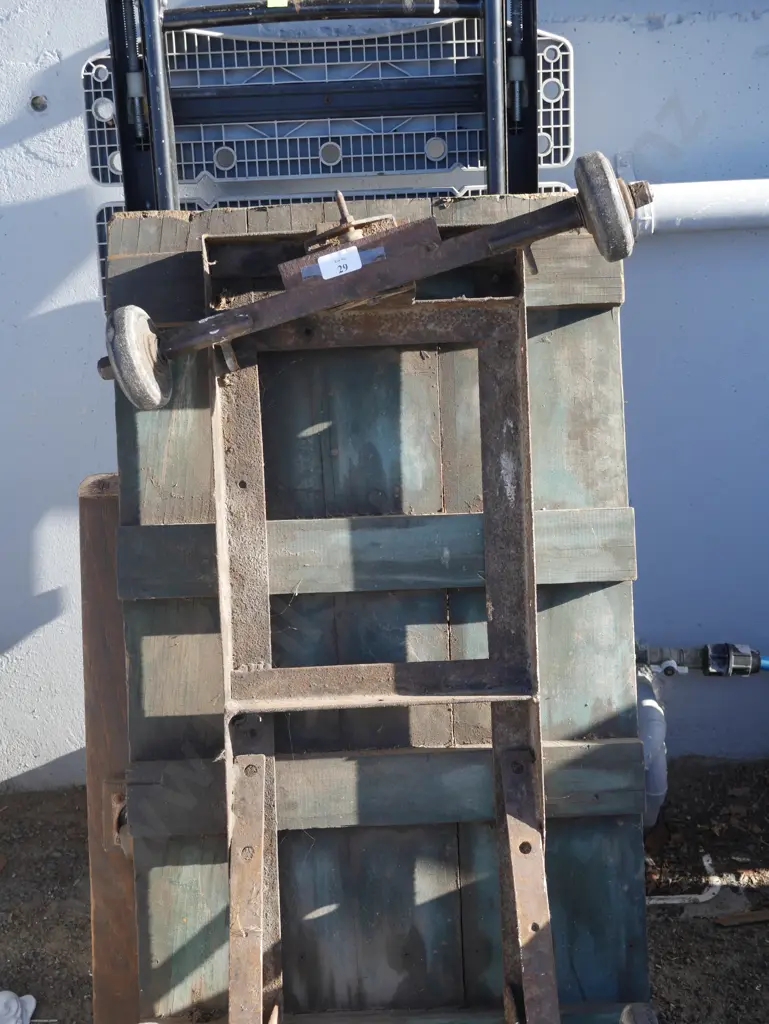 Workshop trolley/creepers Image 1++