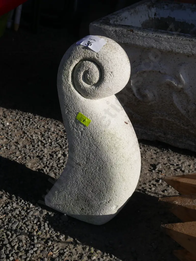 Garden ornament Image 1++