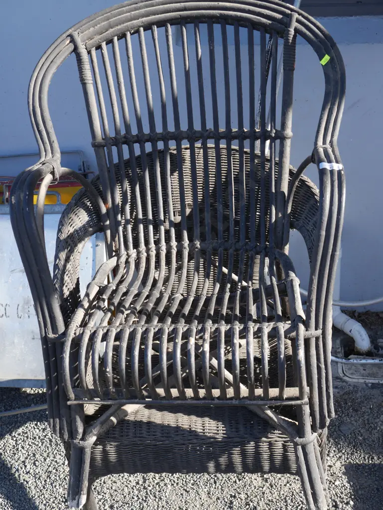 2 black cane chairs Image 1++