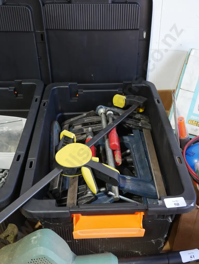 Container of clamps Image 1++