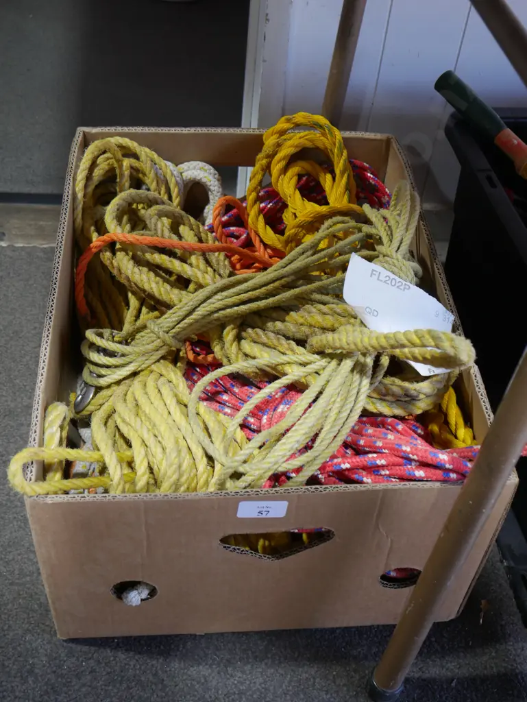 Box of ropes Image 1++