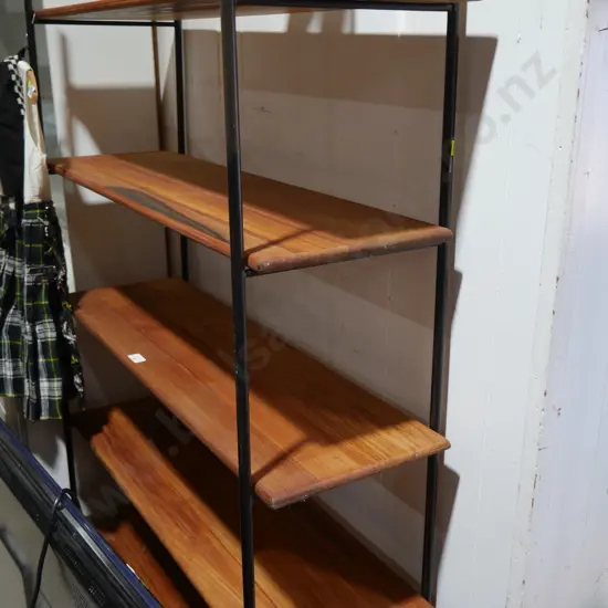 Shelf
