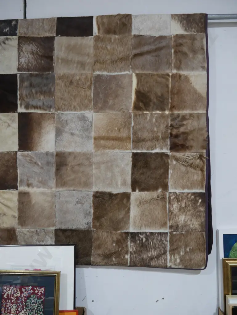 Deer skin rug Image 1++
