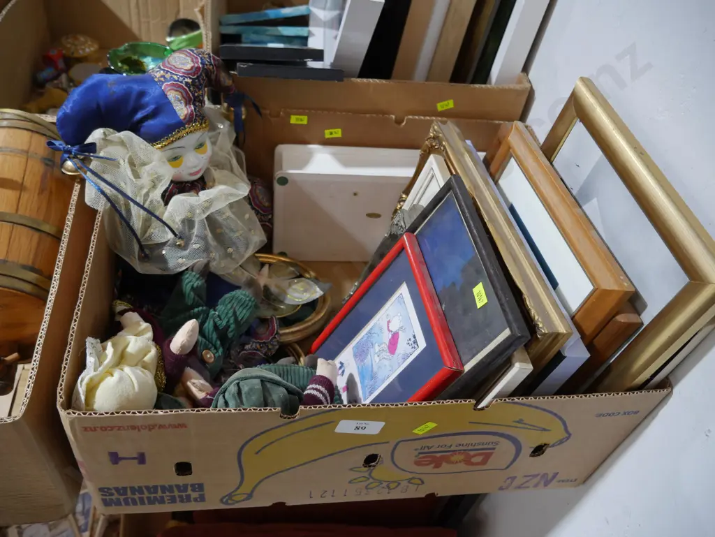 Artwork, dolls etc Image 1++