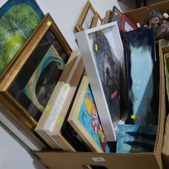 Box assorted art