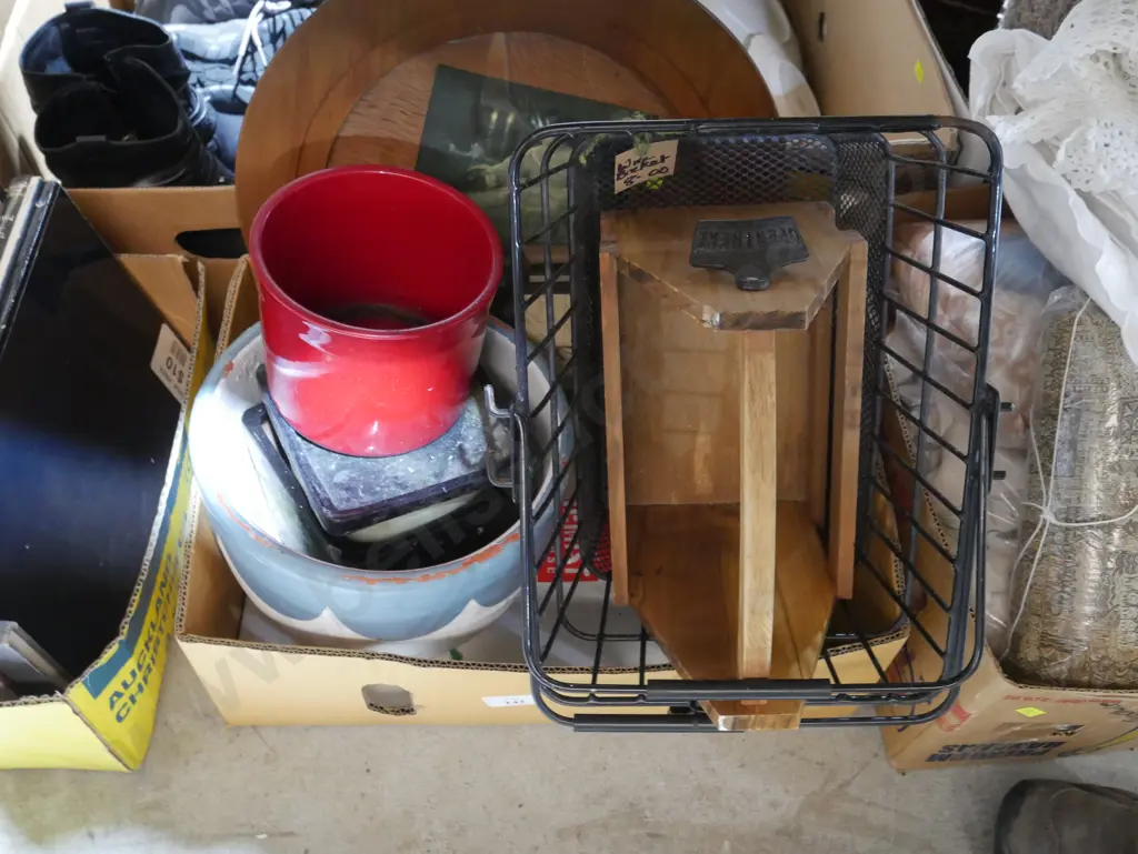 Plant pots, metal basket etc Image 1++