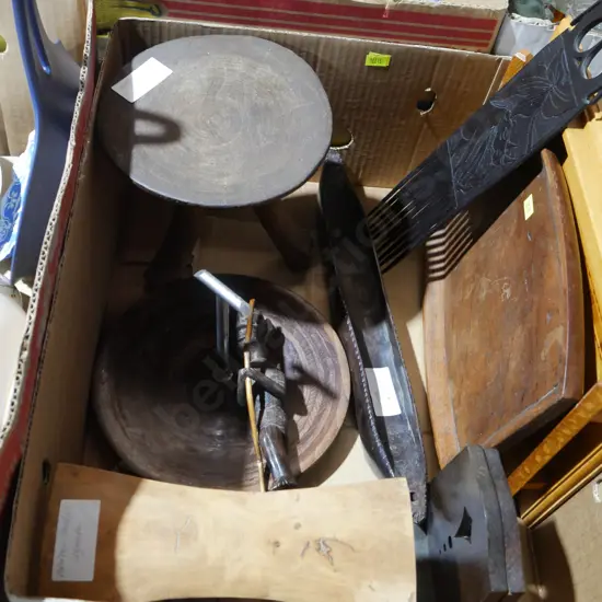 Assorted wooden items