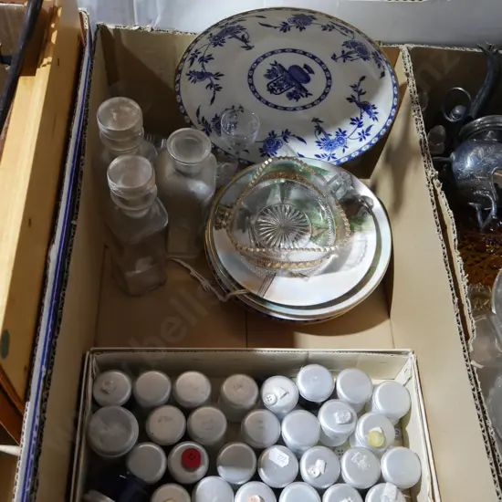 Buttons, glassware etc