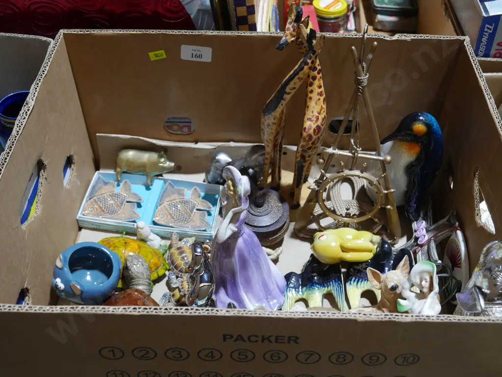 Assorted ornaments Image 1++
