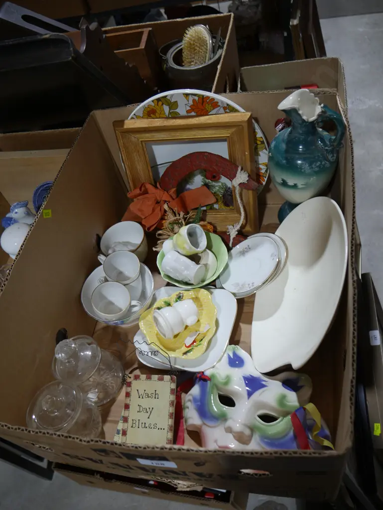 Assorted china Image 1++