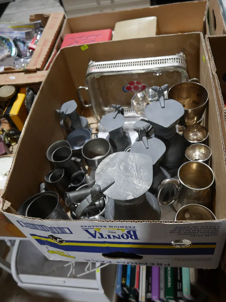 Assorted pewter wear etc Image 1++