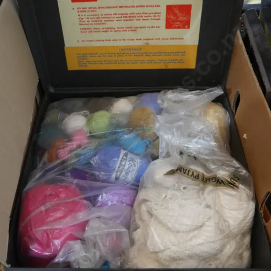 Knitting wool