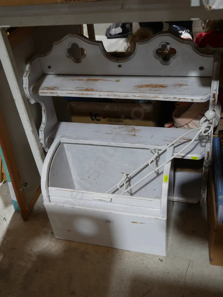 Bread bin and shelf etc Image 1++