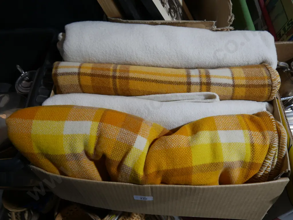 Woolen blankets Image 1++