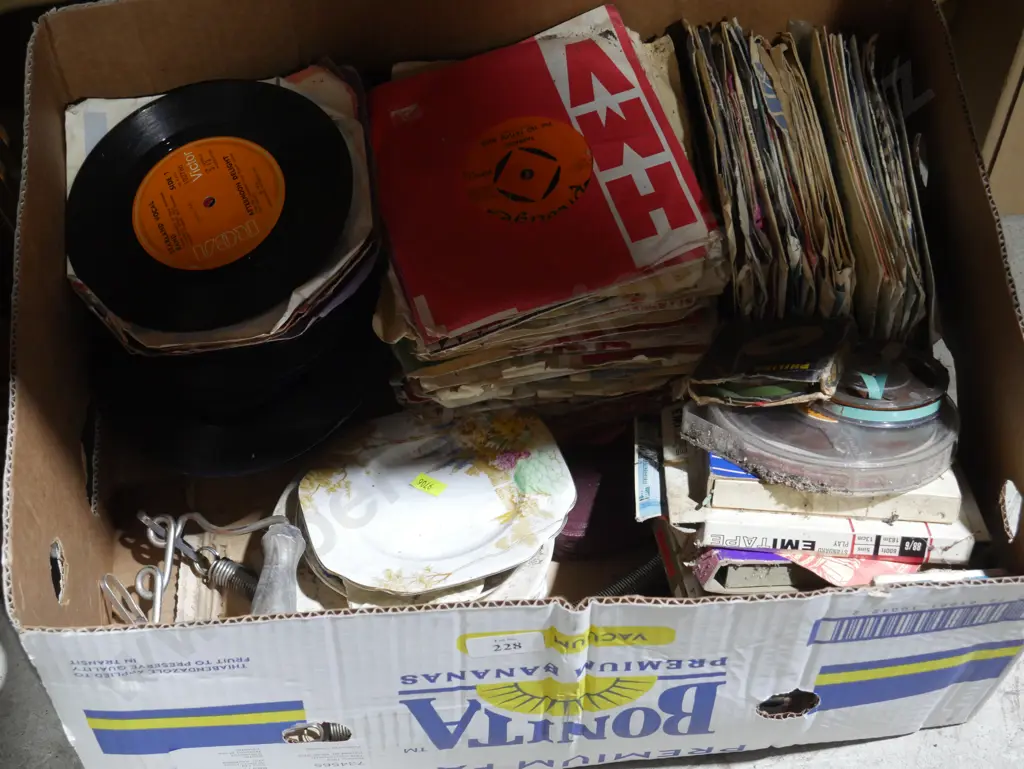 45s records etc Image 1++