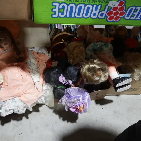 Assorted dolls