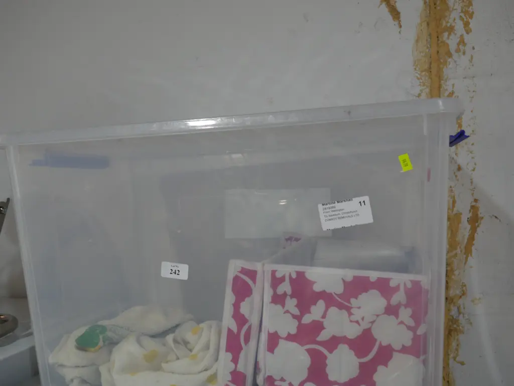 Plastic storage container Image 1++