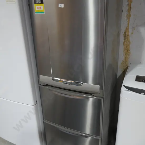 Mitsubishi fridge freezer with drawers